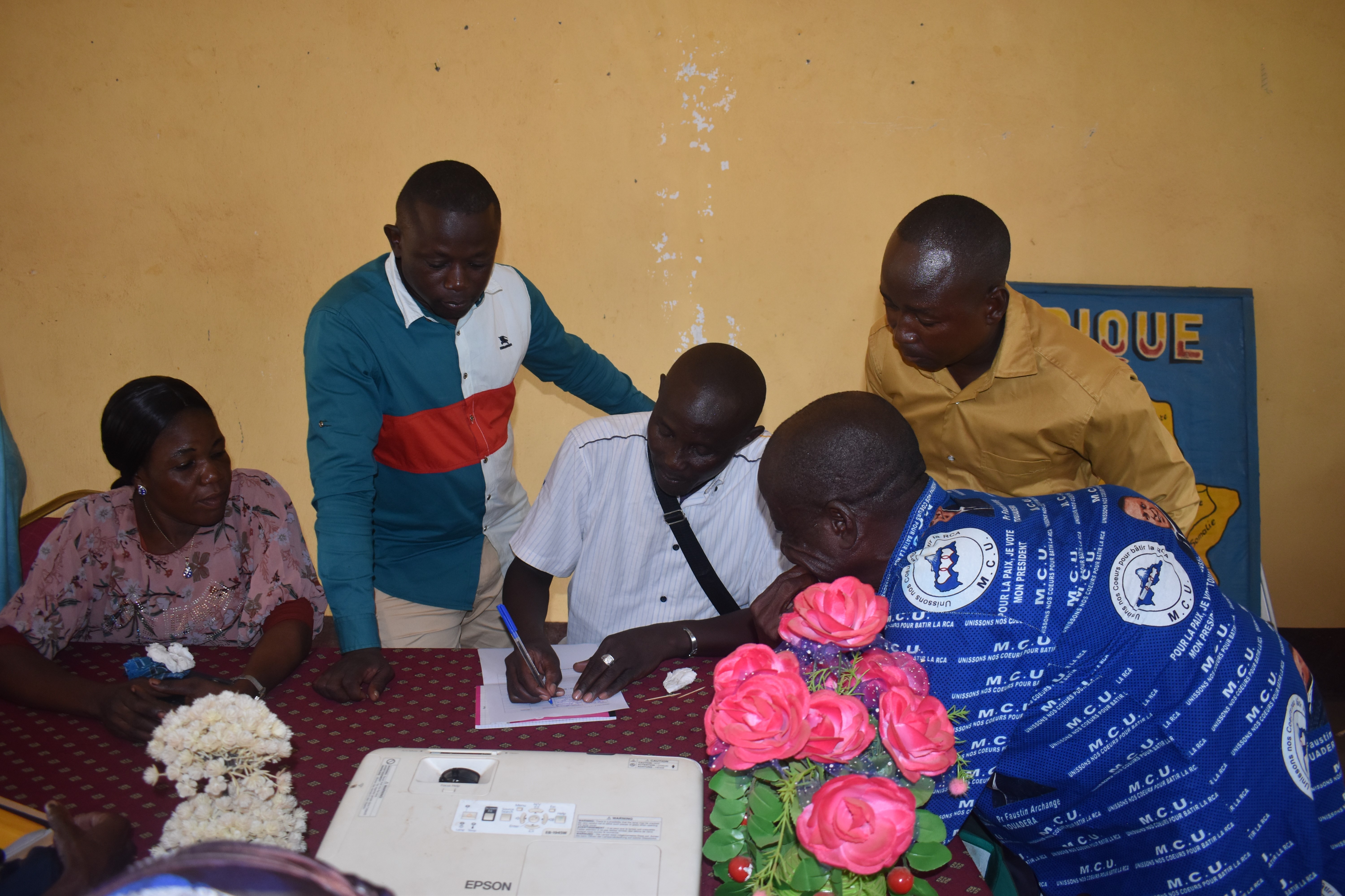 Travaux de groupe Master class 4	Diagnostic du foncier forestier et des terres communautaires à la périphérie des PEA et aires protégées à Bossangoa, Oxfam / @NDOTIGA