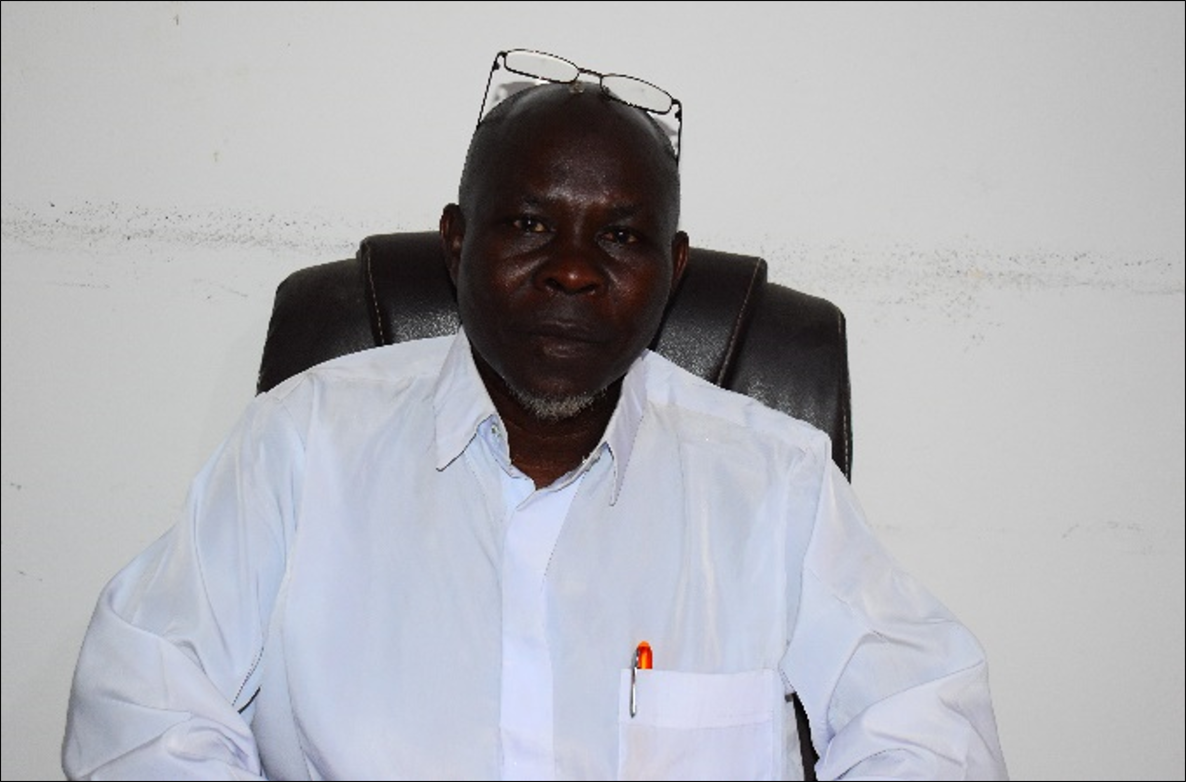 Matar Chaïb, directeur de Bria Londo, une ONG locale basée à Bria depuis 2018. L’organisation compte aujourd’hui une trentaine de personnels locaux, dont la majorité est mobilisée à travers des projets menés en partenariat avec Oxfam. Crédit photo/Nelson