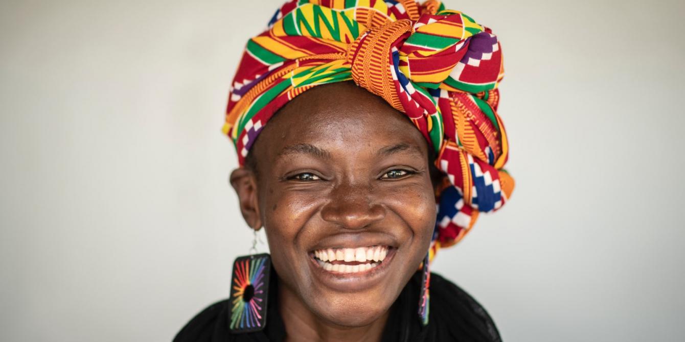 Épiphanie is a young activist and slammer who defends the rights of women and warns about the restriction of civic space in Chad. Credit : Sylvain Cherkaoui Épiphanie is a young activist and slammer who defends the rights of women and warns about the restriction of civic space in Chad. Credit : Sylvain Cherkaoui